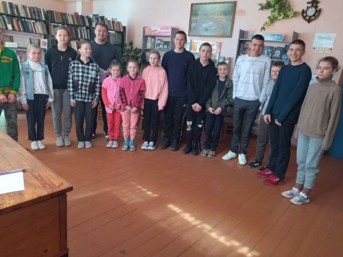 Участники Часа здоровья в Ледовской сельской библиотеке