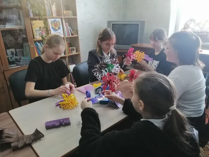 Изготавливаем невянущие цветы