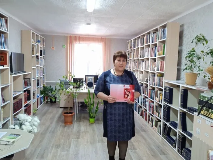 Зачитываем поздравление от Главы района А. Ю. Шевченко