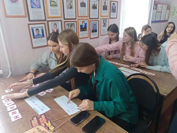 Команды дешифровщиков