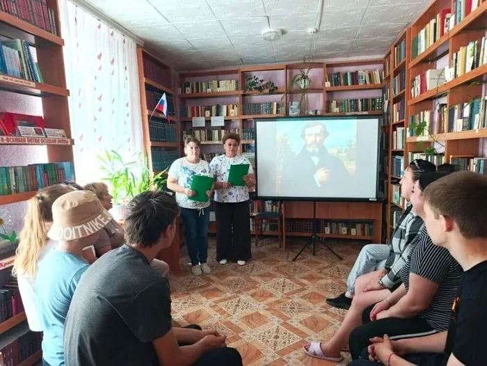 Ведущие и участники мероприятия