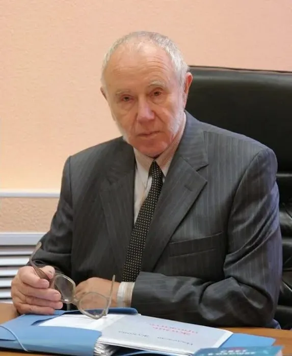 Курский писатель Михаил Николаевич Еськов