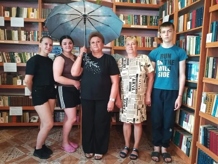 Добрых встреч под уютным зонтиком!